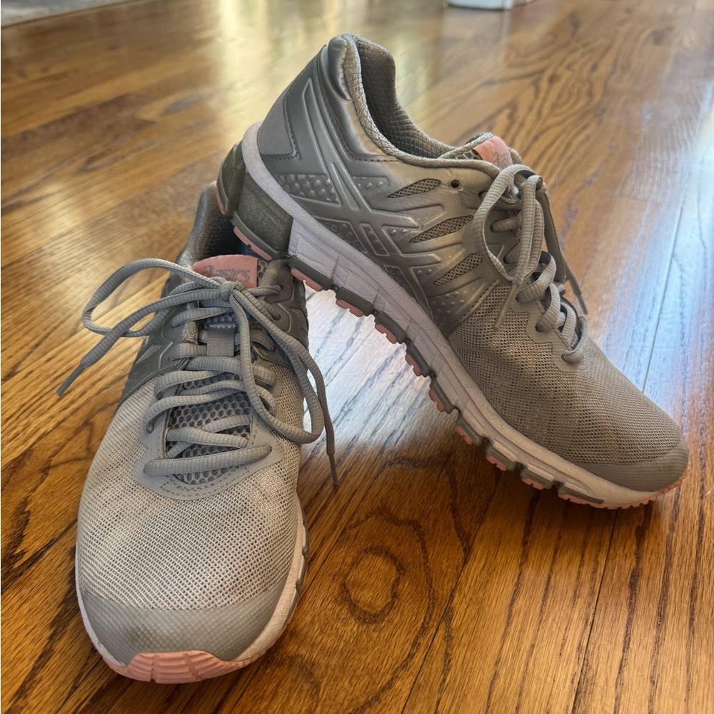 ASICS Gel Quantum Women’s Athletic Running Shoes - Gray with Pink Accents